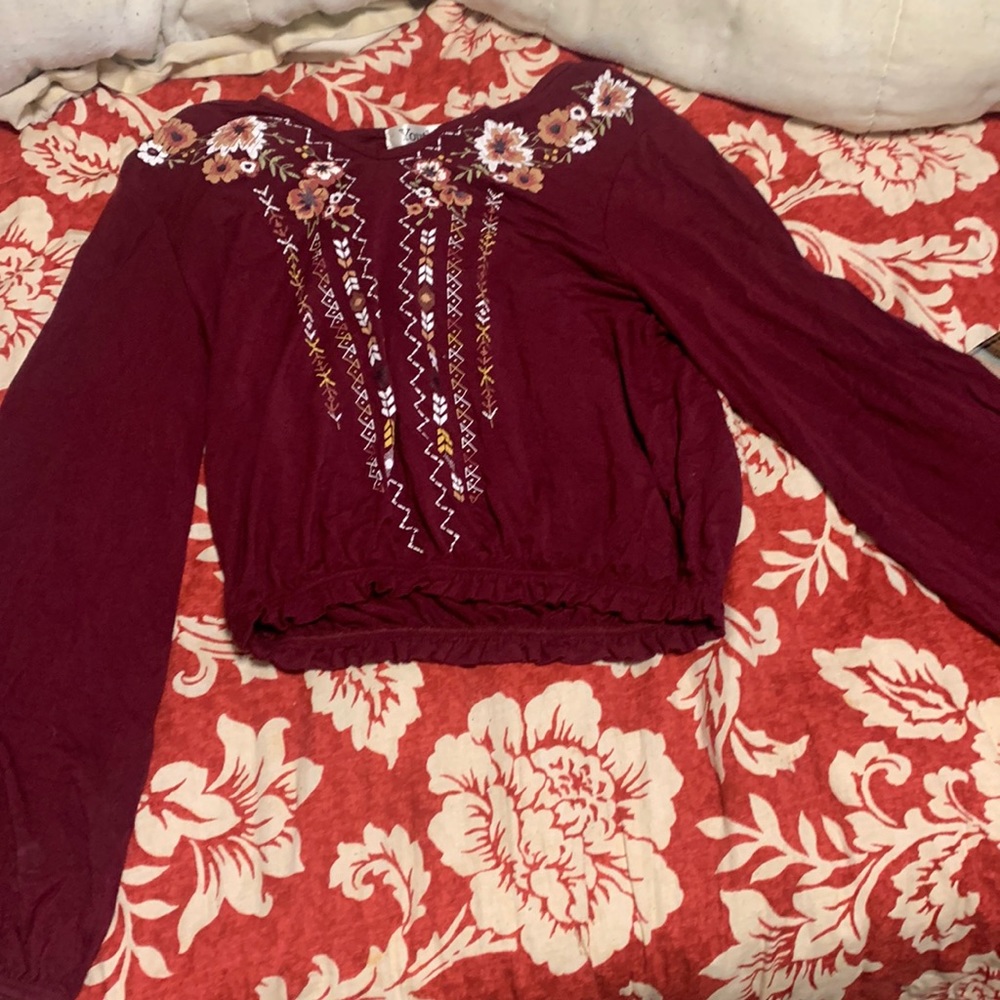 Trop long sleeve by youth in revolt